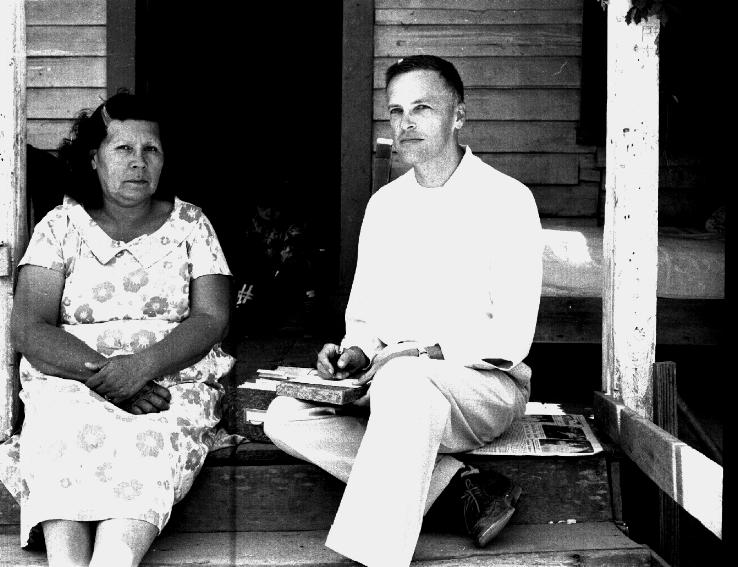 Robert Oswalt with Kashaya speaker Essie Parrish (1960)
